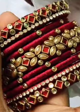 Maroon Kundan Stack