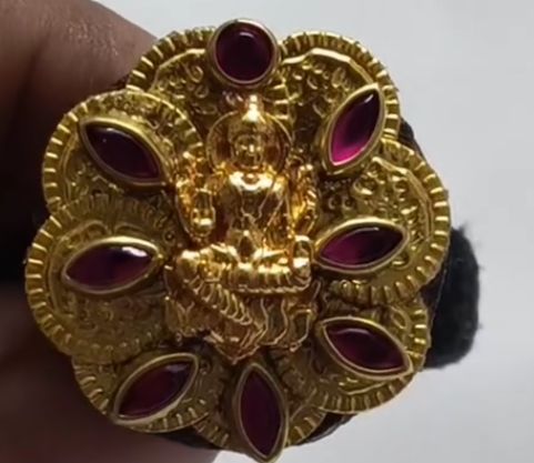 Goddess Motif